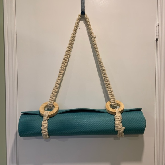 Macrame yoga mat strap - Picture 1 of 3